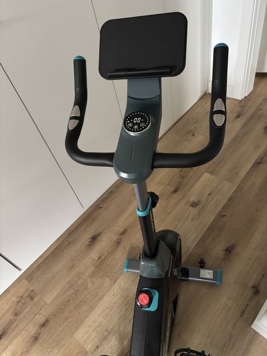 Bicicleta indoor Cecotec como nova