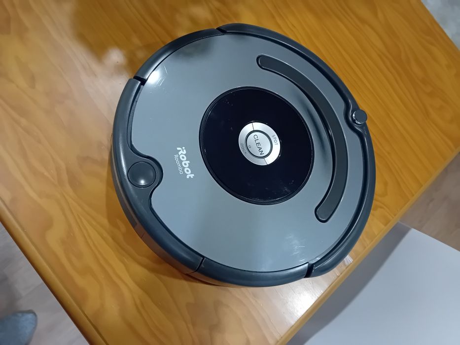 Roomba iRobot 676 Como Novo – 80€ (Oportunidade!) Zona de gaia