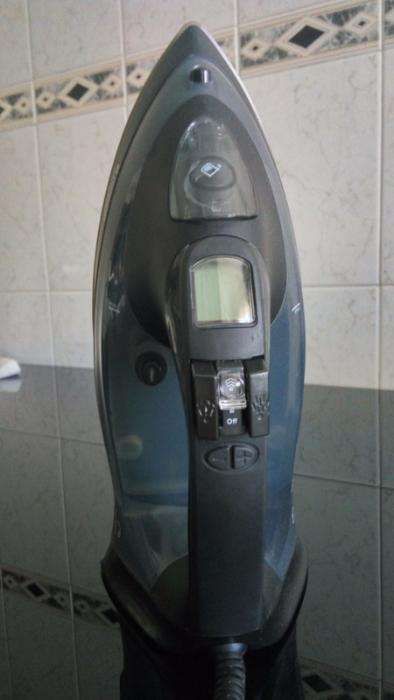 Ferro de engomar a vapor Hotpoint Ariston