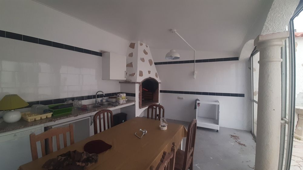 Vende-se Moradia 2 pisos, Cabeça Gorda, Torres Vedras