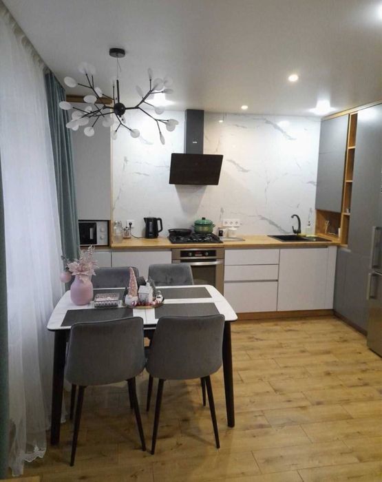 Затишна євротрьохкімнатна квартира в новому жк