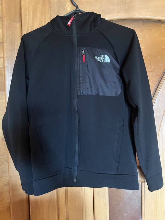 Tnf зіпка розмір 146