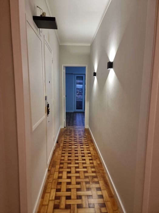 T3 Remodelado a Estrear com Vista Rio 2 wcs estilo eclético – Algés