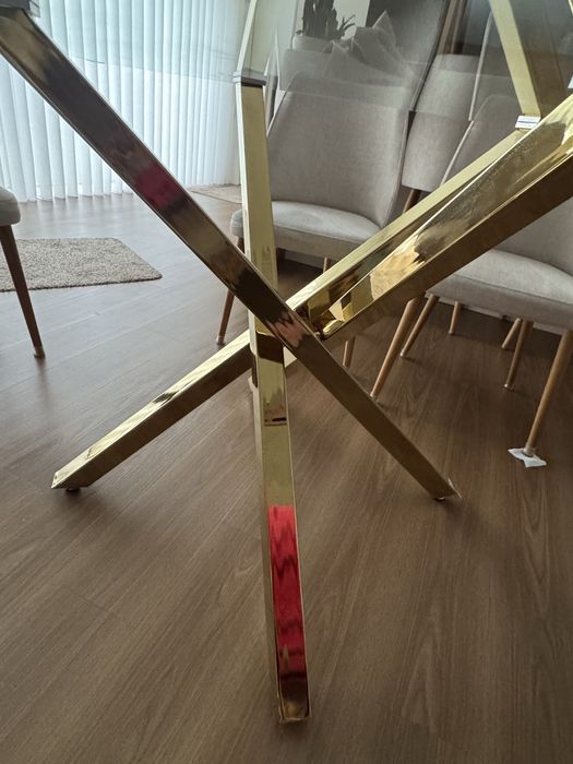 Mesa jantar pé dourado
