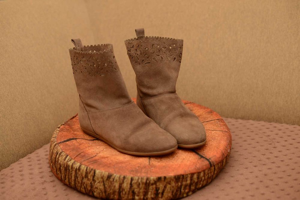 Полусапожки замшевые Luciano Carvari оригинал р37