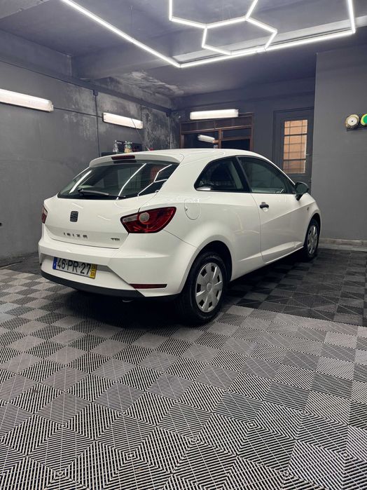 Seat Ibiza 2015 comercial diesel