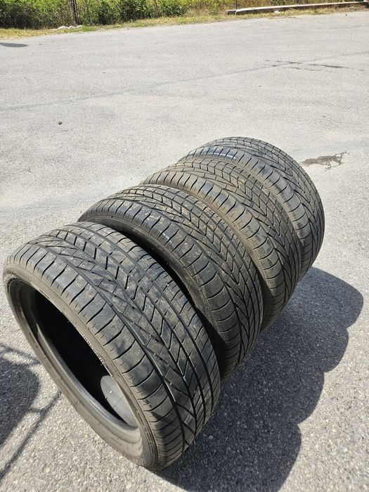 Opony 4 szt Good Year Excellence 235/55/R19 7mm

6mm
