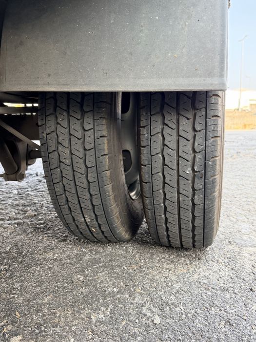 Ford Transit.