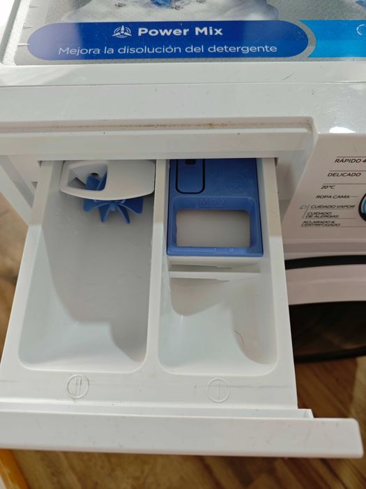 Máquina de Lavar Roupa Midea 9kg - Motor Inverter (Como Nova)
