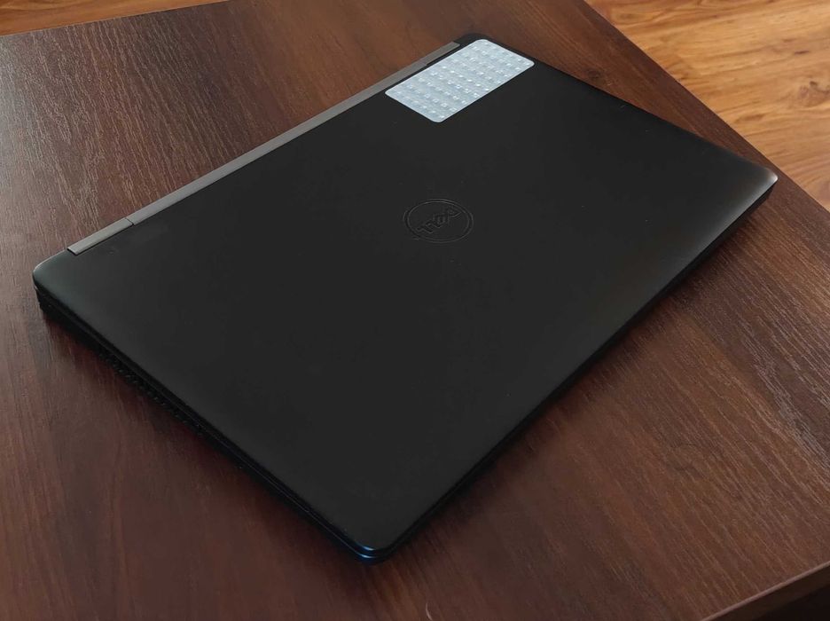 Dell E5570 15,6"FullHD/Intel i5/SSD
