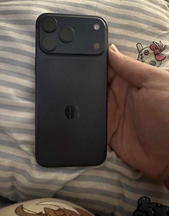 Iphone 17 pro max azul