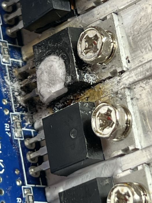 Ремонт зарядних станцій