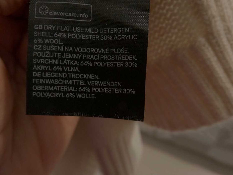 Golf Ponczo Kremowy Sweter bez Rękawów i Boków Kamizelka z Wełną Szal