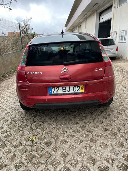 Citroen C4 de 3 portas de 2006 para peças