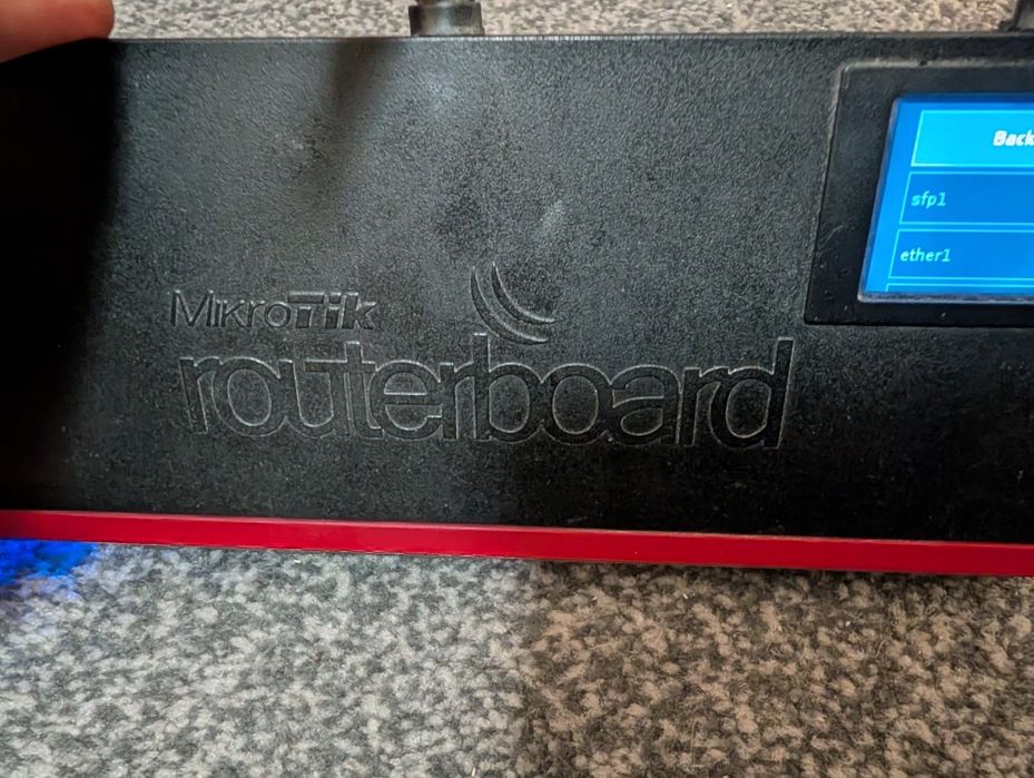 Роутер mikrotik rb2011uias-2hnd-in