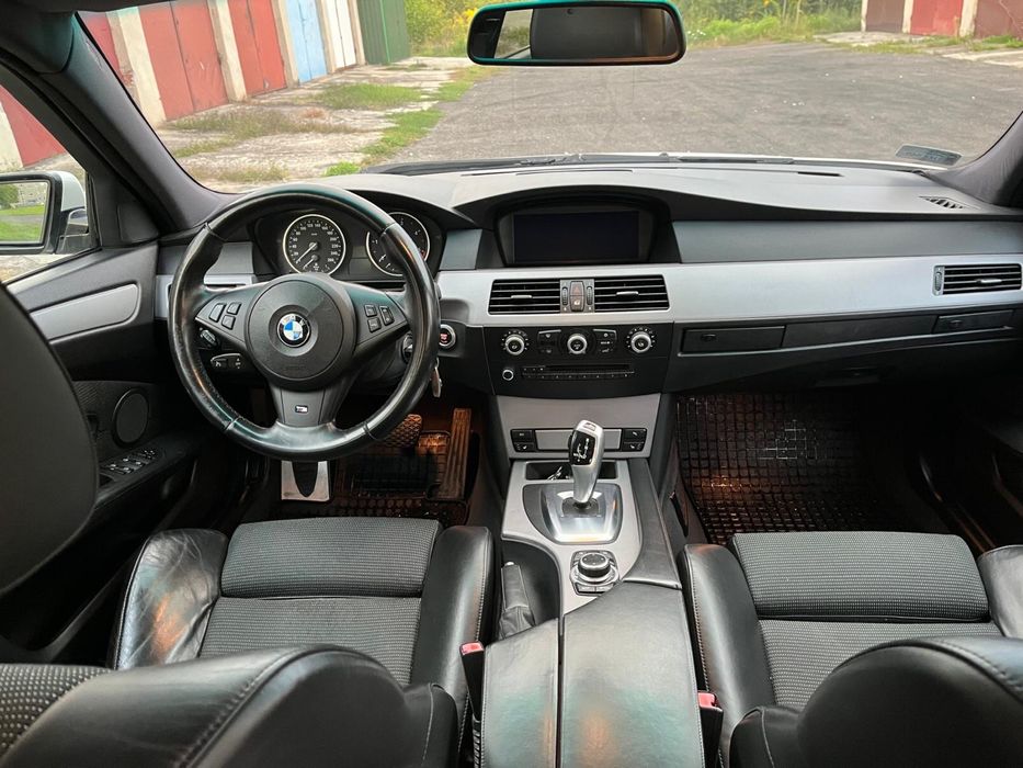Samochód BMW 520d