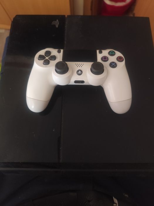 play station 4..