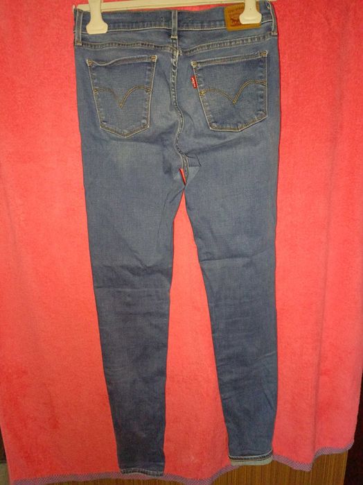 Levi Strauss: jeansy super skinny 28