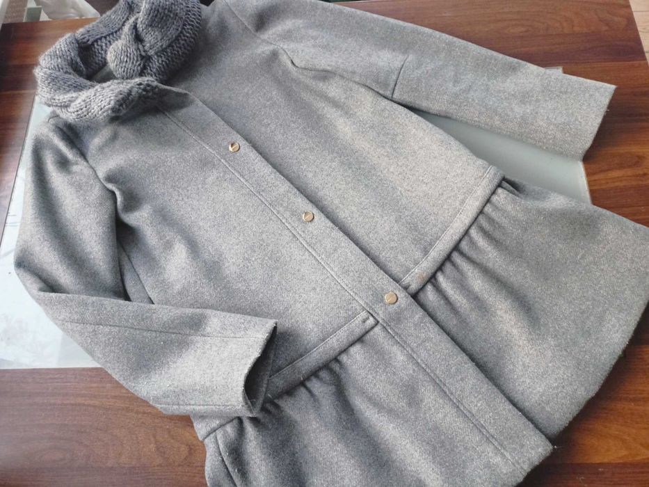 Max Mara tweedowy płaszcz z dzianinowym golfem 36