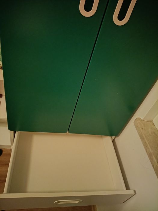 Szafka Ikea Smastad do pokoju dziecięcego