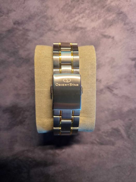 Relógio Orient Star RE-AT0004S00B