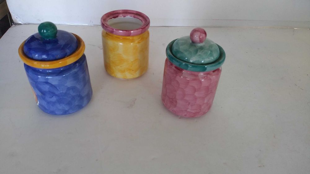 Potes de cozinha vintage em cerâmica, pintados à mão, como novos!