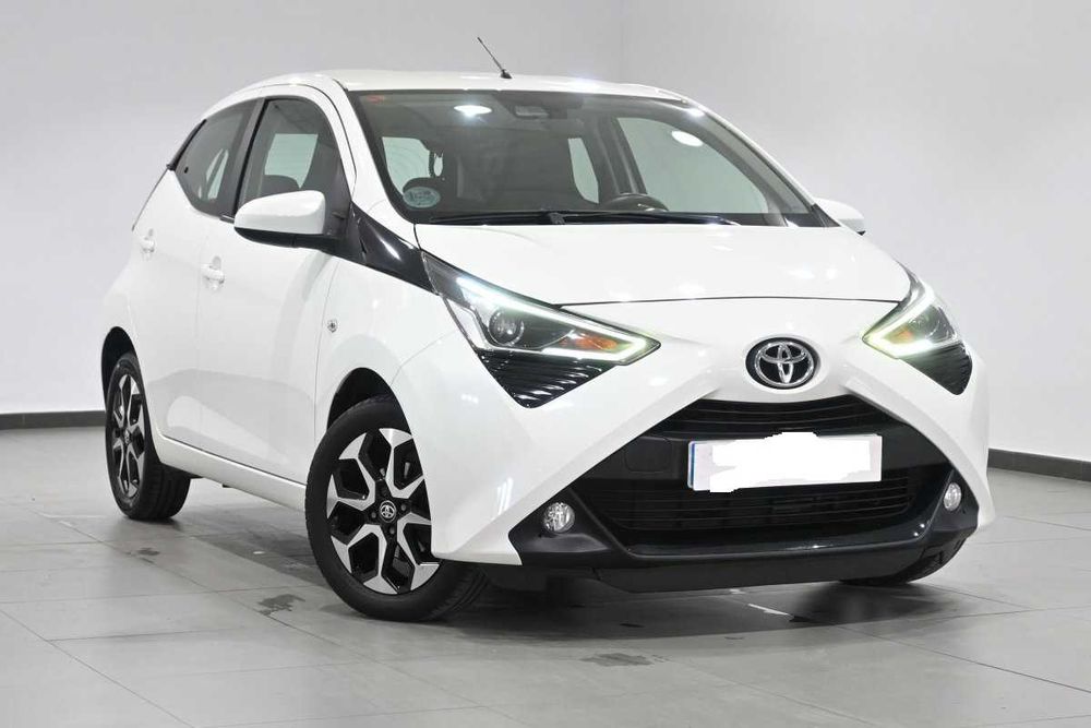 Vendo Toyota aygo X