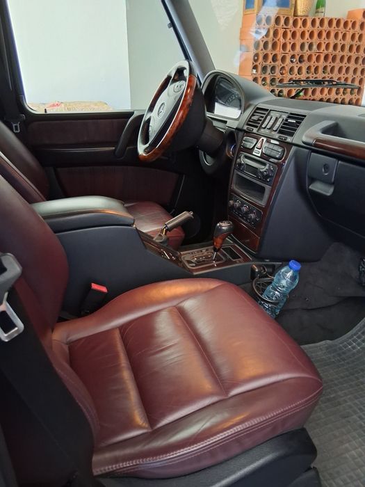 Mercedes G  2700