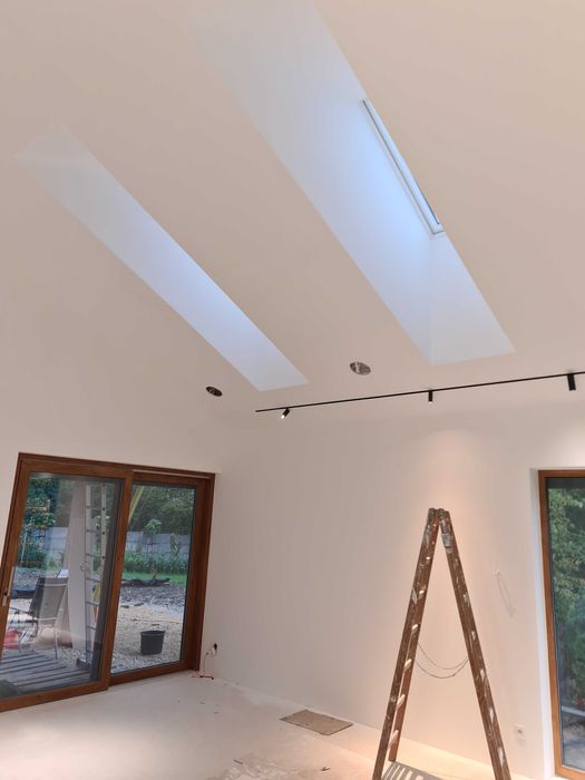 Wykończenia wnętrz , ocieplenia poddaszy, malowanie , szpachlowanie