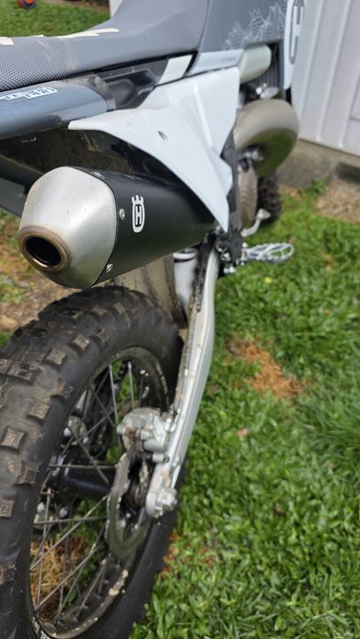 Husqvarna TE 300 PRO 2024 [NOVA - 7 HORAS]