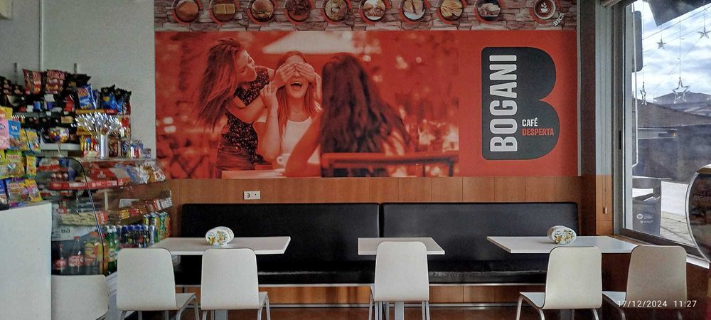 Café em pleno funcionamento com clientela fidelizadaem Guimarães