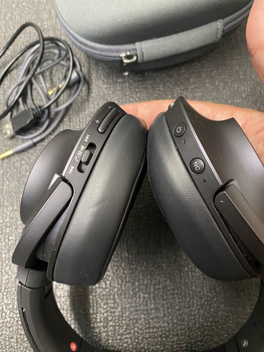 Auscultadores Sony h.ear on MDR-100ABN Bluetooth c/Bolsa