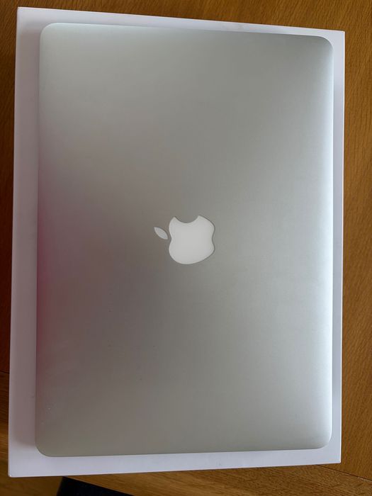 MacBook Air 13,3 cala, Intel Core i5 1,4 GHz/4GB/128GB
