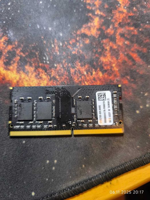 Продам оперативну пам'ять SO-DIMM DDR4 8GBх2