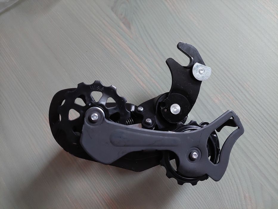 Przerzutka tył shimano RD-TY300