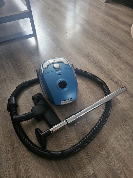 Odkurzacz Vesta stan idealny