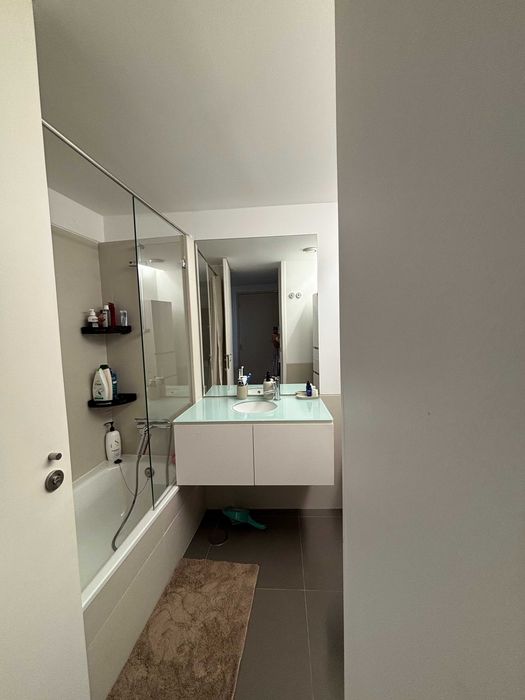 T0 remodelado e mobiliado no Principe Real