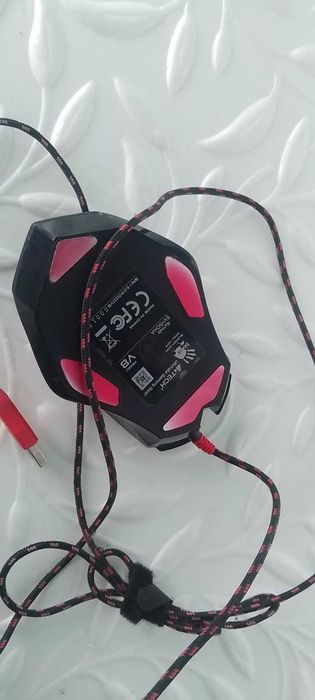 Мишь компьютера a4tech bloody v8