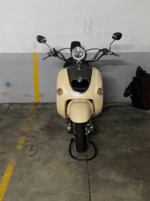 Znen 125 cc - ano 2023 - poucos Kms