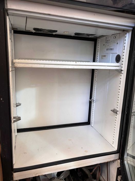 Mini frigorífico expositor