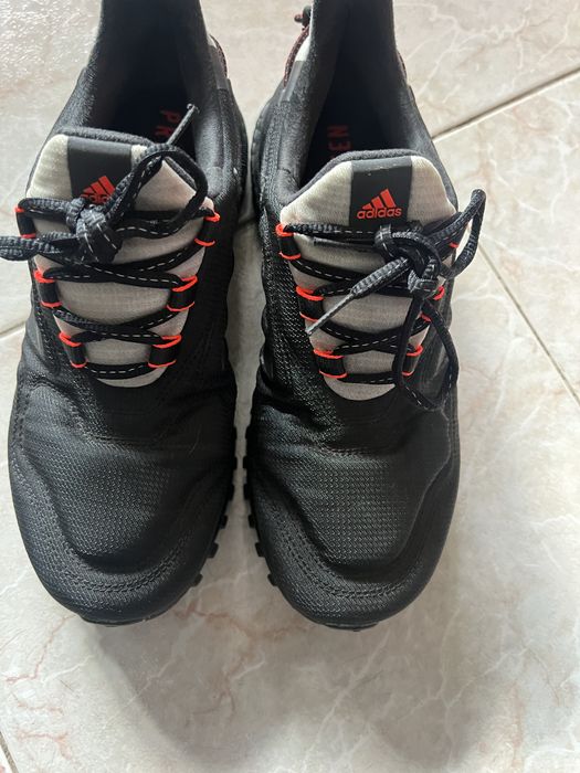 Sapatilhas semi novas Adidas UltraBoost