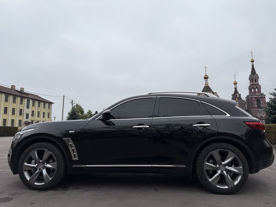 Продам Infiniti fx37