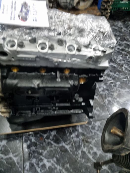 motor reconstruído  Mitsubishi  2.5  8v ref: 4D56T