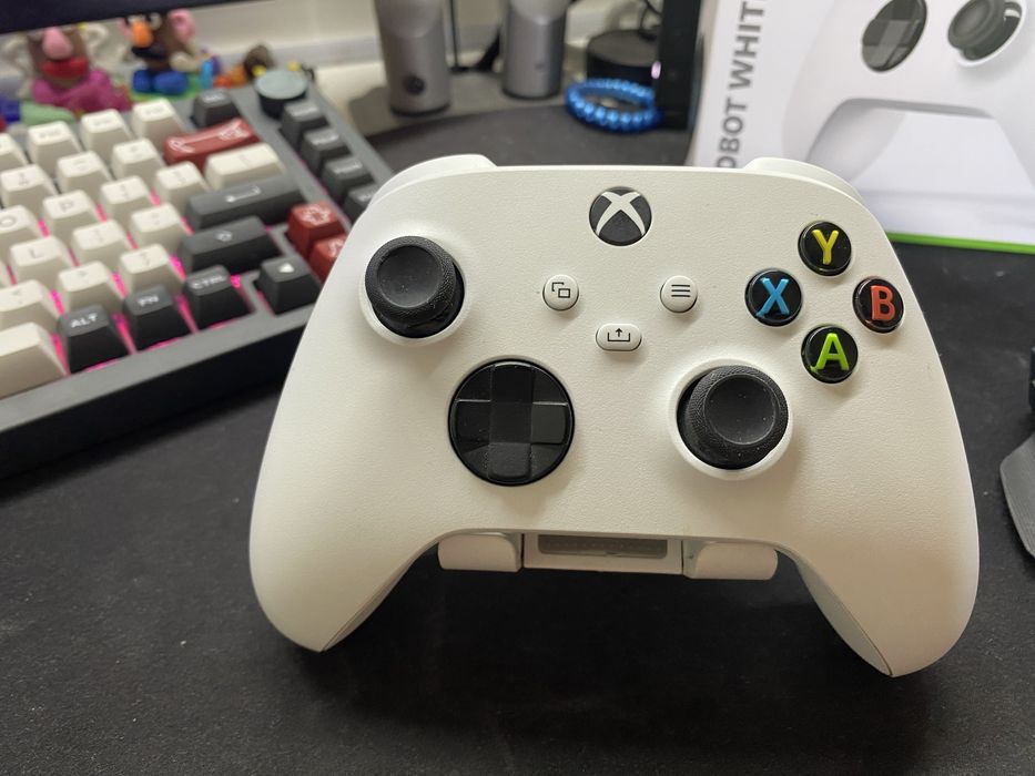 Геймпад Xbox Wireless Controller Robot White