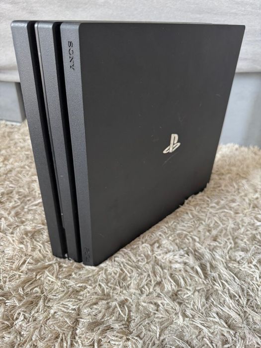 Konsola PS4 + okulary PSVR V2, Gran Turismo Sport MEGA ZABAWA