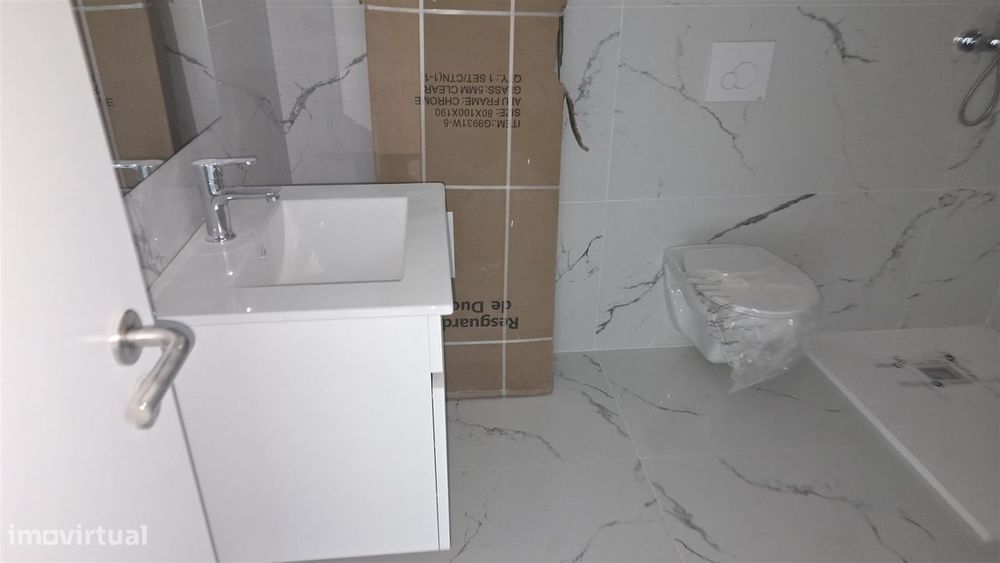 ARRENDAMENTO - Apartamento T1 NOVO na Póvoa de Varzim