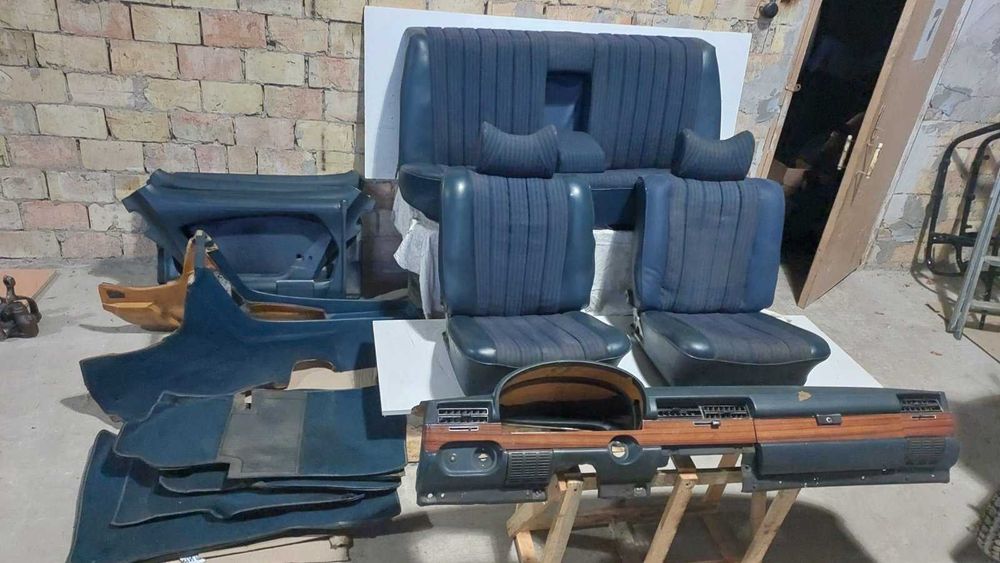 Салон Mercedes 450SE W116
