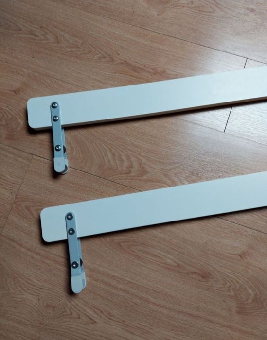 Barierka Vikare do łóżka ikea