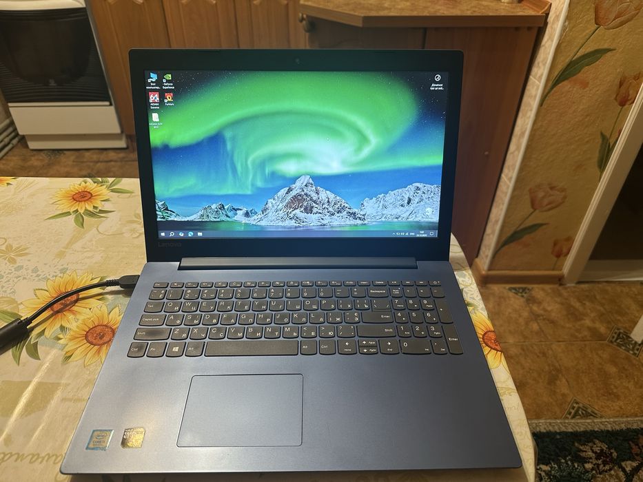 Потужний ігровий ноут Lenovo 330-15ICH (GTX 1050 4GB)