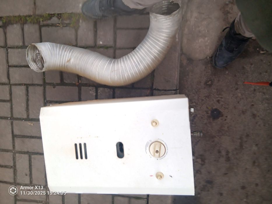 Продам газову колонку